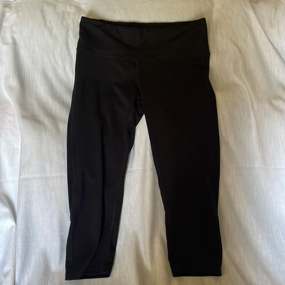 Capri Legging - sz Medium
